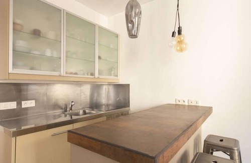 Archives Apartment | Cada Vez, 1BR/1BA, 4 people