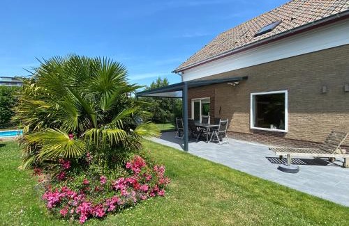 Cadzand-Bad House | CadSun House - detached house by the beach
