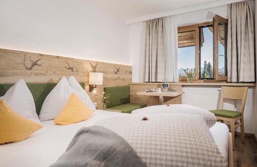 Brixen im Thale House | Café Pension Koller