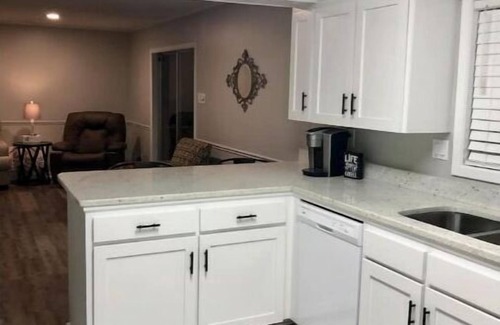 Scott House | Cajun Properties- 3 bedroom 2.5 bath, bonus room