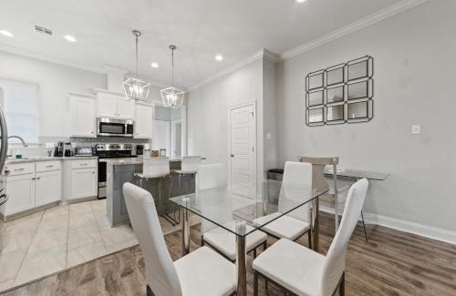 Milton House | Cajun Stays-Adry Lane Home in Youngsville