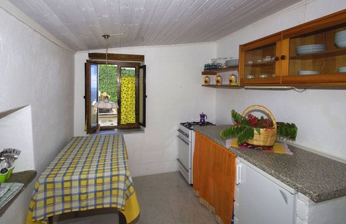 Belmonte Calabro House | Calabria, medieval village, ecotourism, tradition and culture, sea and nature.