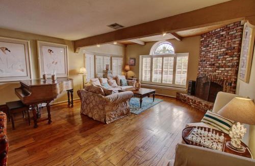 Old Towne House | "California Dreamin'