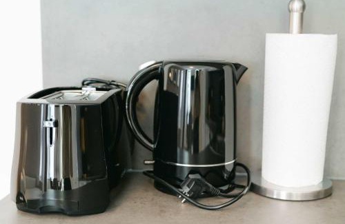 Mariahilf Apartment | Calm 1BR perfect for 4-6 metro close to Naschmarkt