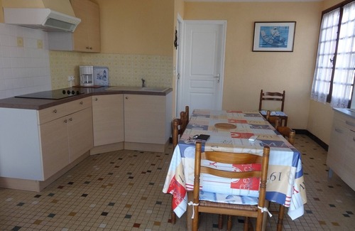 LʼAiguillon-sur-Mer House | Calm cottage near fishing with garden and wifi