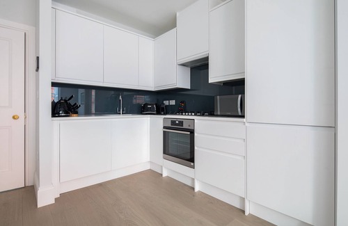 Chinatown Apartment | Calm Leicester Sq 1BR - Netflix & Nespresso