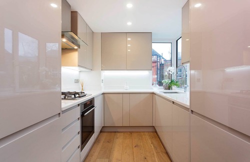 Belsize Apartment | Calming Belsize Park Retreat, by Veeve