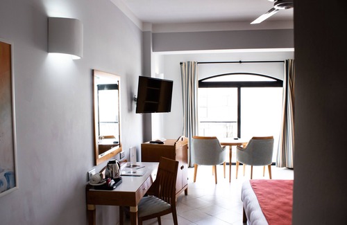 Marsalforn Hotel | Calypso Hotel