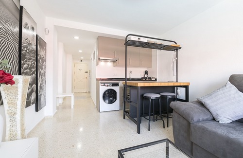 Cabrita House | CAMAROTE DE ALGETARES 2 - Cosy apartment with shared pool