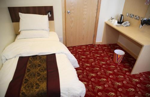Huddersfield Hotel | Cambridge Hotel