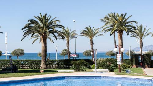 Cambrils Apartment | CAMBRILS BEACH 1a Línea Urbanizacion Playazul