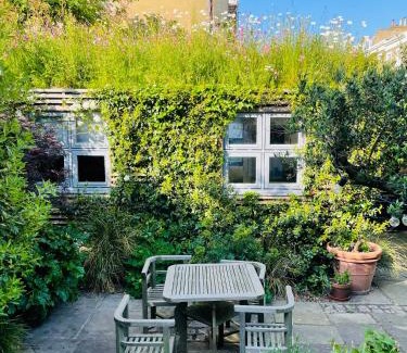 Cantelowes House | Camden Town Garden Cabin