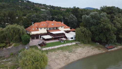 Vac Hotel | Camelot Club Hotel