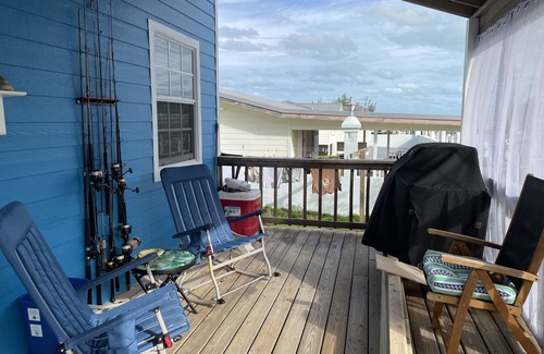 South Bimini House | Camelot on the Canal South Bimini. Sleeps 6. Dock Included!