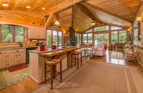 Arietta Cabin | Camp Stardust - Your Private Waterfront Escape