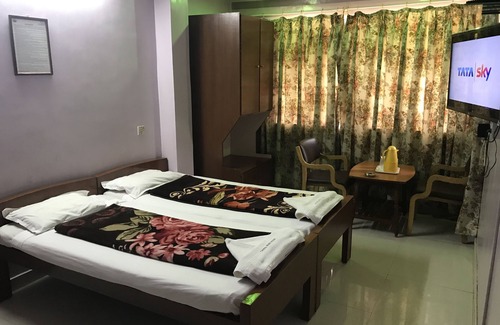 Panaji Hotel | Campal Beach Resort