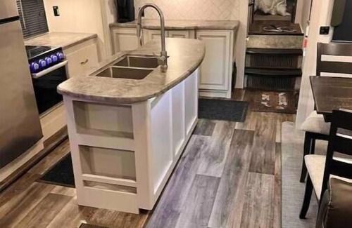 Savannah House | Camper/RV in beautiful Savannah Ga