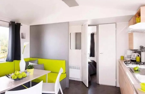 Saint-Pierre-d'Albigny House | Camping du Lac de Carouge * - Mobile home 3 bedrooms & terrace 6 people