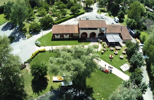 Montgeard House | Camping Flower du Lac de Thésauque * - Standard mobile home 28m² 2 bedrooms - air conditioning + TV + terrace 4 people