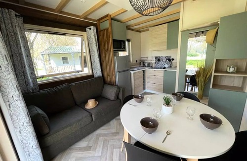 Coulon Ski Chalet | Camping La Venise Verte * - PREMIUM chalet 39m² (2 bedrooms) including covered terrace + TV for 4 people