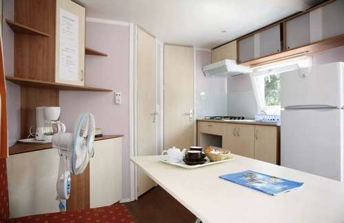 Ghisonaccia House | Camping Marina d'Erba Rossa * - Classic 3-room mobile home 4 adults + 2 children