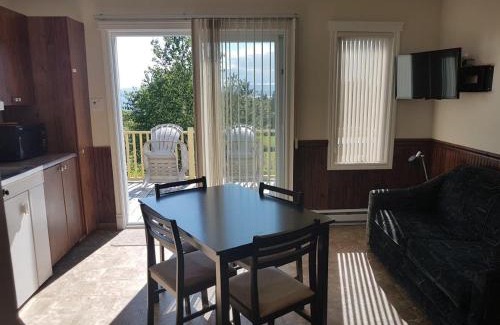 Gaspe Hotel | Camping Motel & Chalets Baie de Gaspé