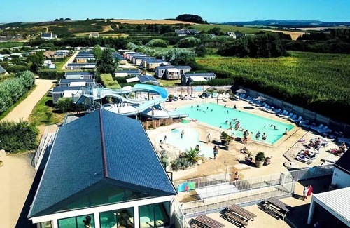 Plonevez-Porzay House | Camping Plage de Treguer* - 3-room mobile home 4/6 people