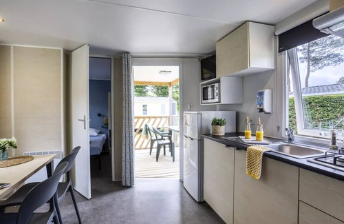 Nesles-la-Vallee House | CampingLe Grand Paris* - Comfort mobile home 4 rooms 6 people