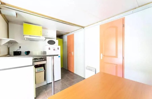 Crayssac Ski Chalet | Campsite Les Reflets du Quercy * - Chalet Family - 2 bedrooms 5 people