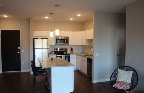 Ames Apartment | Campustown Lux Apartment near ISU!