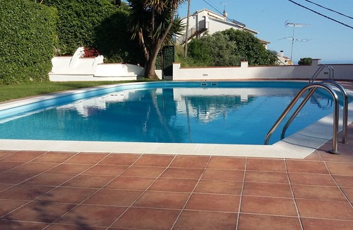 Mataro House | Can Carrion a large pool overlooking the sea