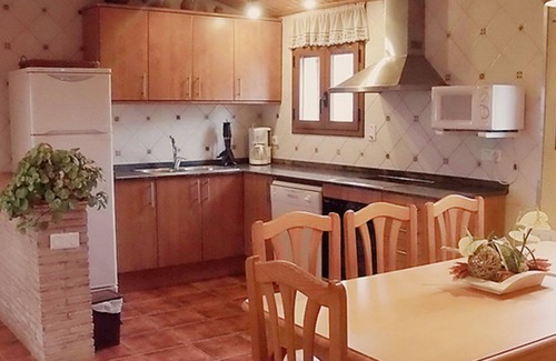 Guardia dels Prats Cottage | Can Ros house dated in 18th century