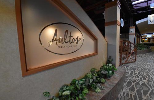 Winnipeg Hotel | Canad Inns Destination Centre Polo Park