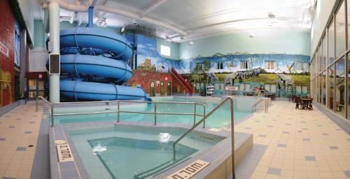 Fort Gary Hotel | Canad Inns Destination Centre Fort Garry