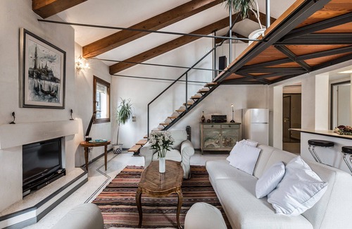 Castello Apartment | Canal View Apartment with Panoramic Roof-Top Terrace