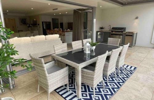 Mandurah House | Canal Vista