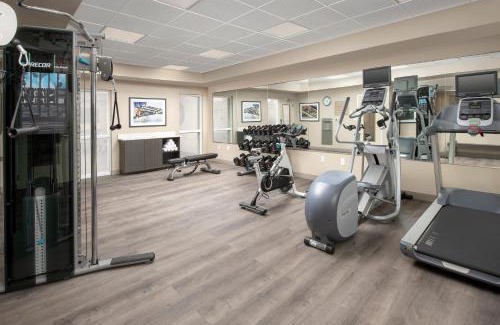 Alexandria West Hotel | Candlewood Suites Alexandria West by IHG