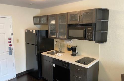 Hattiesburg Hotel | Candlewood Suites Hattiesburg by IHG