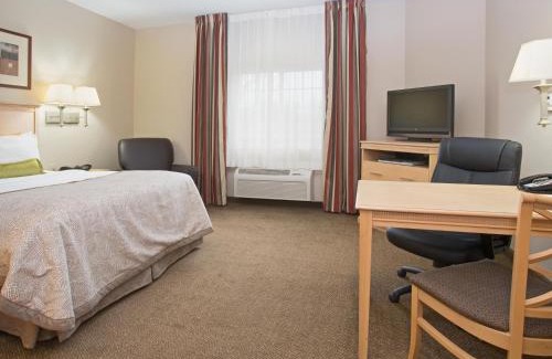 Orange Prairie Hotel | Candlewood Suites - Peoria at Grand Prairie by IHG
