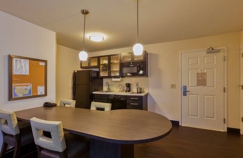 Riverside Crossing Hotel | Candlewood Suites Tucson by IHG