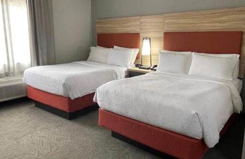 Skyland Park Hotel | Candlewood Suites Tuscaloosa by IHG
