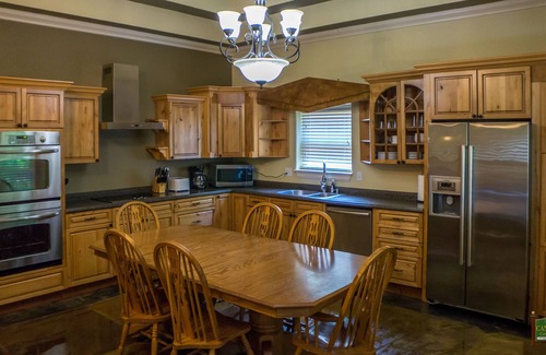 Grove Cabin | Candlewyck Cove Resort