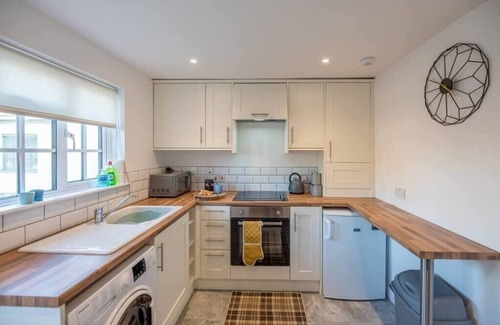Halesworth House | Candy Cottage, Halesworth