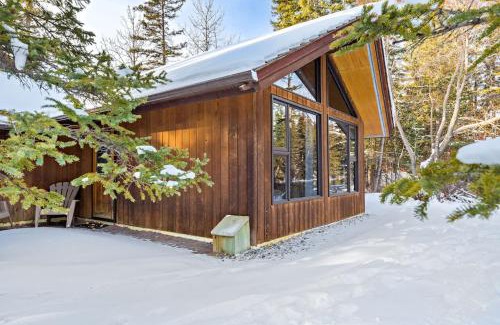 Town Centre Apartment | Canmore Cabin by Canadian Rockies Vacation Rentals