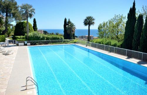 Cannes La Bocca Apartment | Cannes Croix Des Gardes