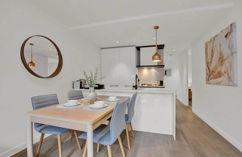 Saint Kilda South Apartment | Canopy - Boutique Elwood Luxury with parking