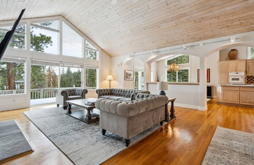 Kings Beach Cabin | Canterbury Retreat