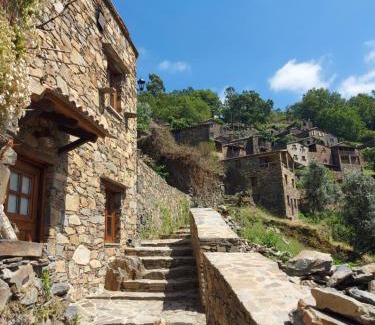 Lousa House | Cantinho do Talasnal