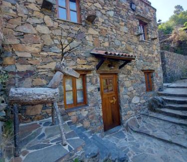Lousa House | Cantinho do Talasnal