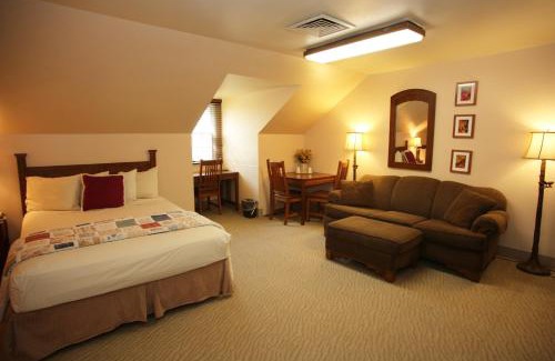 Freedom Cabin | Canyon Inn